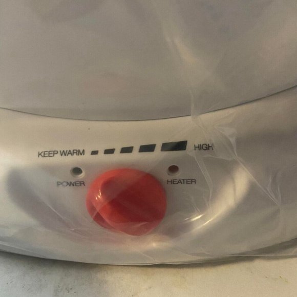 Revlon Moisturizing Paraffin Bath| For Soft Hands, Elbows & Feet - Picture 5 of 6